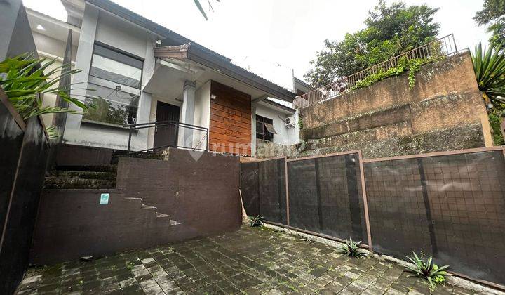 Rumah 2 Lantai Unfurnished di Daerah Sutami Bandung 1