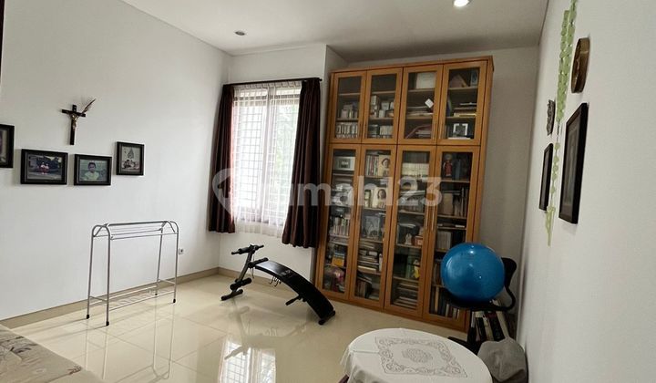 Rumah 2 Lantai Dalam Komplek Di Daerah Ciwaruga Bandung 2