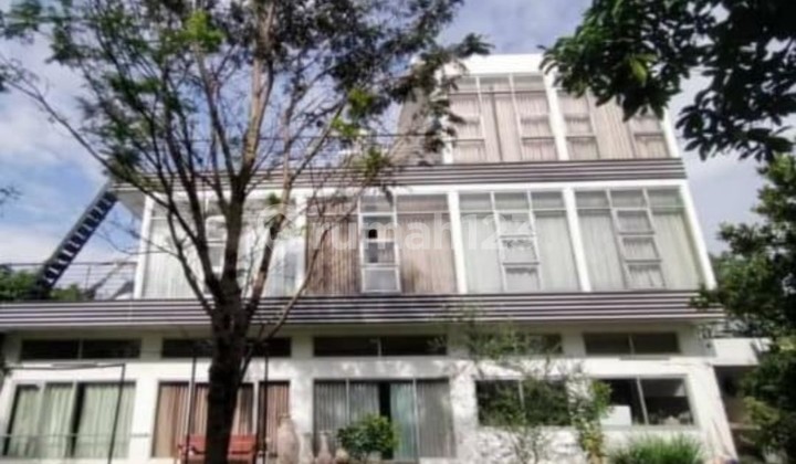 Rumah 2 Lantai Dalam perumahan Di Daerah Sariwangi Bandung