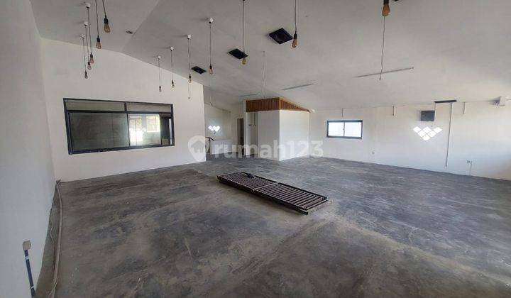 Ruang Usaha Mainroad Unfurnished Daerah Jatinangor Bandung 2