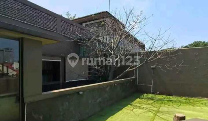 Rumah Bagus Ada Kolam Renang Daerah Buah Batu Bandung 2