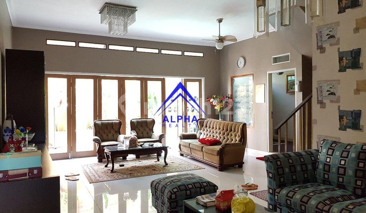Rumah 2 Lantai Bagus Semi furnished Di Daerah Buah Batu Regency Bandung 2