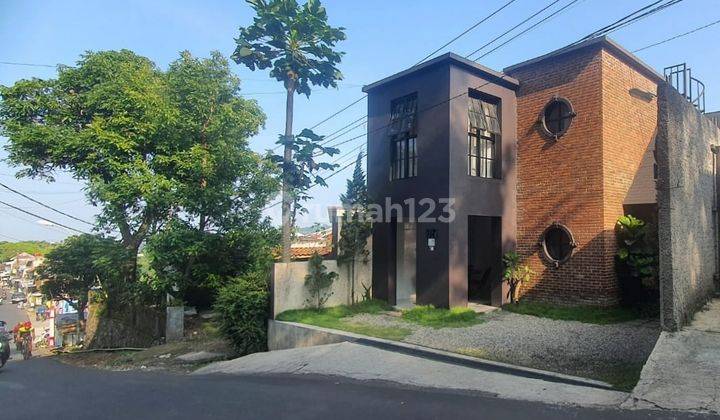 Rumah Bagus Semi Furnished Di Dago Pakar Bandung 1