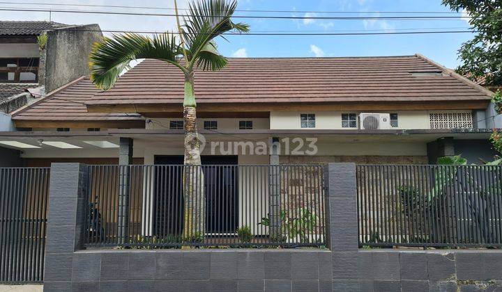 Rumah 2 Lantai Semi Furnished di Daerah Bkr Bandung 1