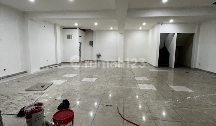 Ruang Usaha Sayap Dago Mainroad Strategis Siap Masuk