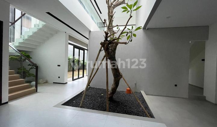 Rumah Baru Minimalis Kota Baru Parahyangan