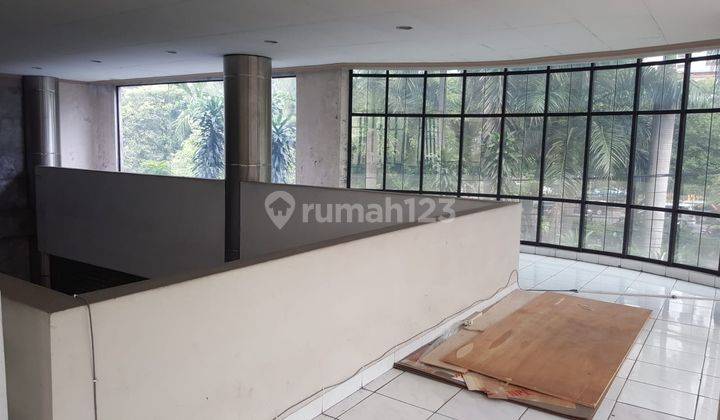 Di Jual Gedung Perkantoran 5lantai, Strategis 2