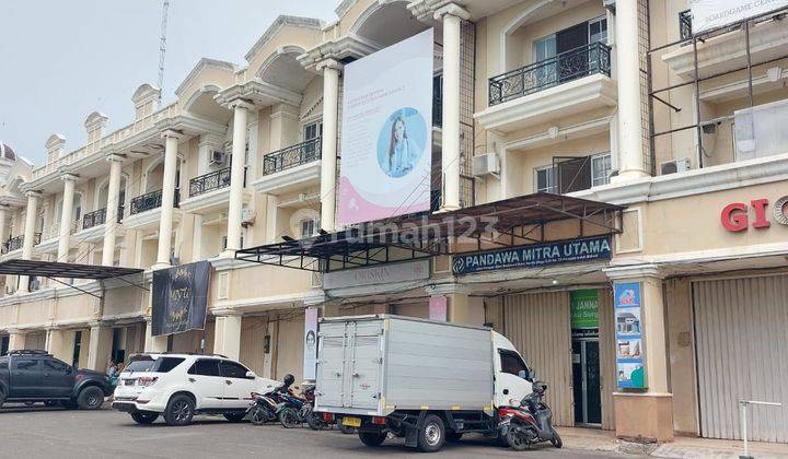 Di Sewakan Ruko Sentra Niaga Lebar 5x18 Bangunan Full di Harapan Indah Bekasi Barat 1