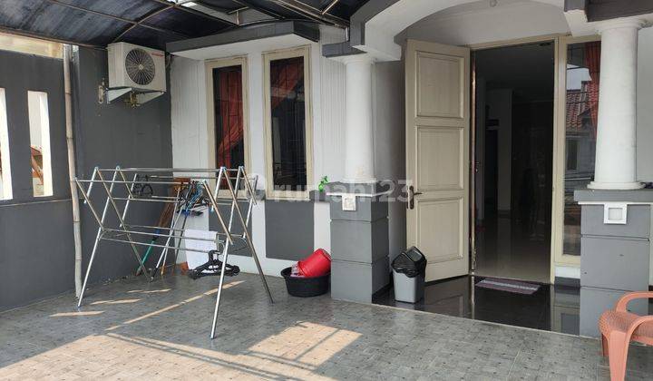 Di Jual Rumah Bagus 3 Lantai di Cluster Taman Puspa Harapan Indah Bekasi 1