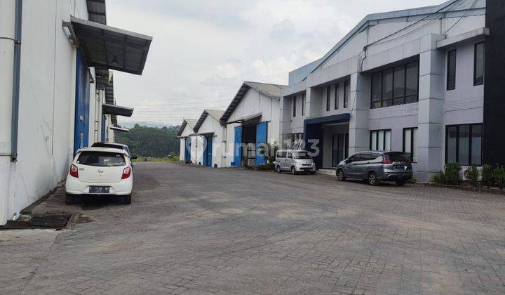 Di Sewakan Gudang di Klapanunggal Kabupaten Bogor Dekat Tol Gunung Putri Ada Loading Dock 2