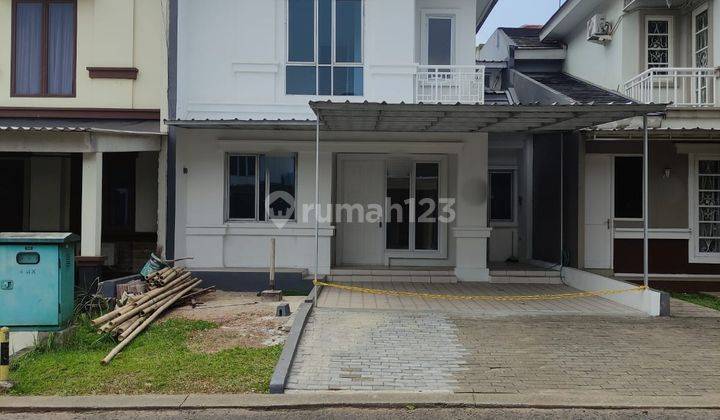 Rumah Minimalis Modern 2 Lantai Siap Huni 1