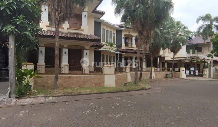 Rumah 2 Lantai American Classic Siap Huni 2