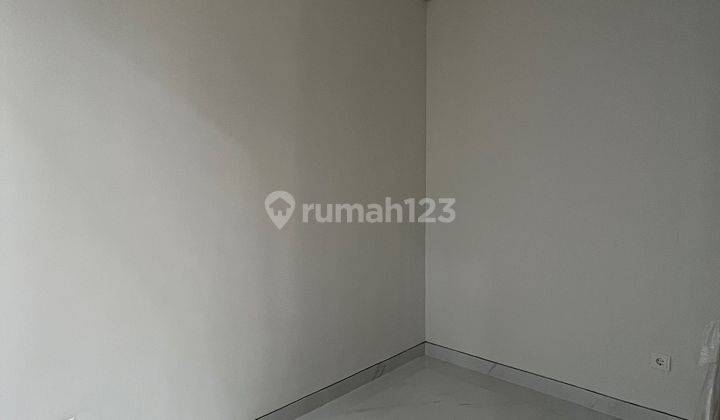 Rumah Minimalis Modern 2 Lantai Siap Huni 2