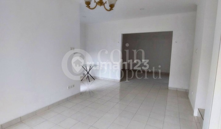 Rumah Cantik Siap Huni Kota Wisata, Cibubur 2