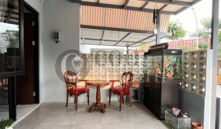Rumah Sewaan 3 Lantai Bagus Furnished Kota Wisata 2