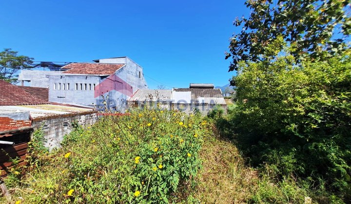 Plot 100m near Jatim Park 3, Bns, Junrejo Baptist Hospital.