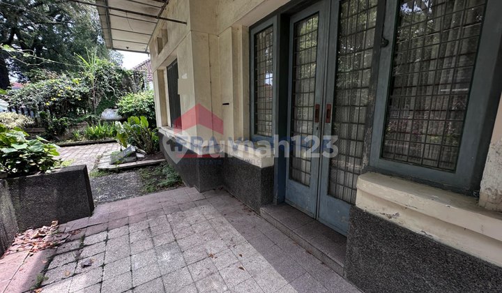 Rumah Vintage 11 Kamar Dekat Pasar Oro Oro Dowo 2