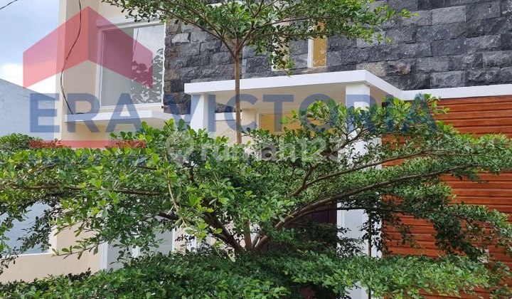 New Building House in a Quiet and Green Area Near Malang Toll Gate 2