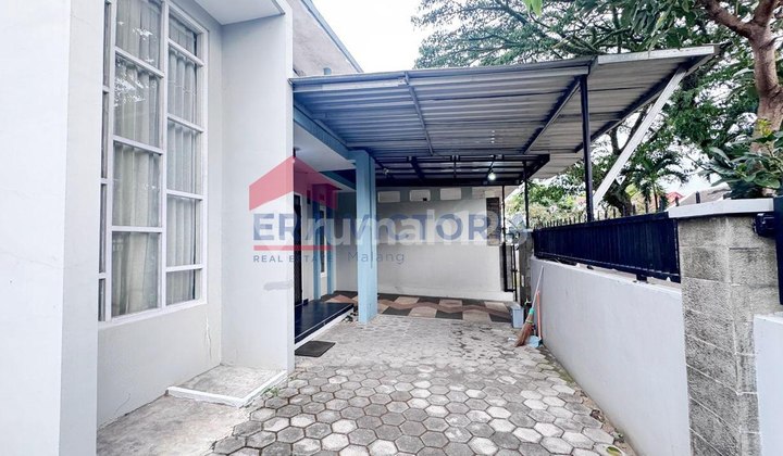 Well-Maintained House in a Favorite Housing Complex in Soekarno Hatta, Malang City, Close to Brawijaya University, Polinema, Widyagama, and Soehat Culinary Spots