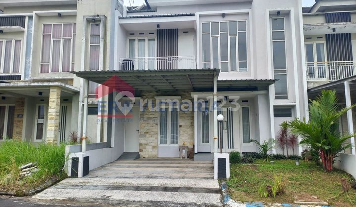 Rumah Dalam Perumahan One Gate System Dekat Pintu Tol Singosari 2