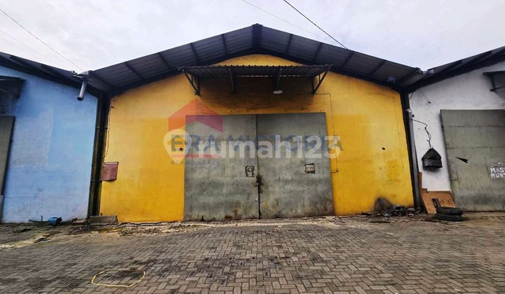 Large Warehouse Strategic Location Near Pakis Malang Toll Exit Large Warehouse Strategic Location Near Pakis Malang Toll Exit