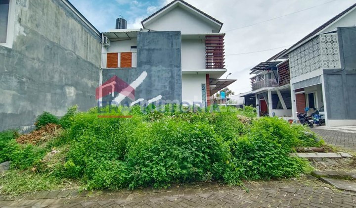 Tanah Kavling Posisi Hook Dekat Pusat Bisnis dan Kuliner Suhat, Kampus Ub, Polinema, Umm, Cocok untuk Dibangun Rumah Tinggal