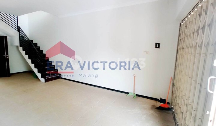 Ruko 2Lt Dkt Kampus Cocok untuk Kantor, Kos2an ,Toko atau Cafe 2