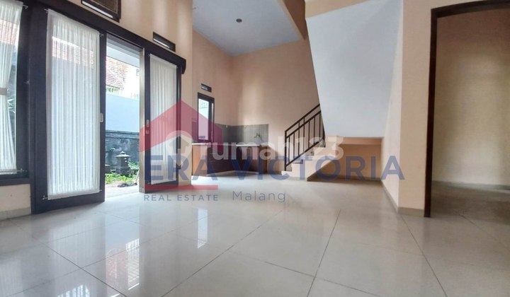 Well-Maintained House in Permata Jingga, Near Ub Campus, Polinema, Ub Hospital, Sman 7 Malang