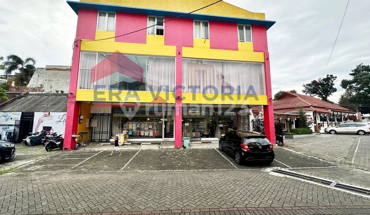 Ruang Usaha 3lantai Di Klojen 1