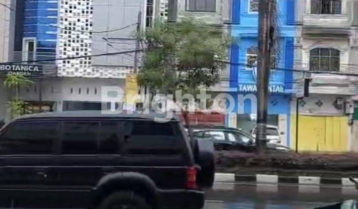 SEWA RUKO JALAN T. AMIR HAMZAH LOKASI STRATEGIS DEKAT STARBUKCS, WAROENG STEAK & SHAKE, LEMBUR KURING 1