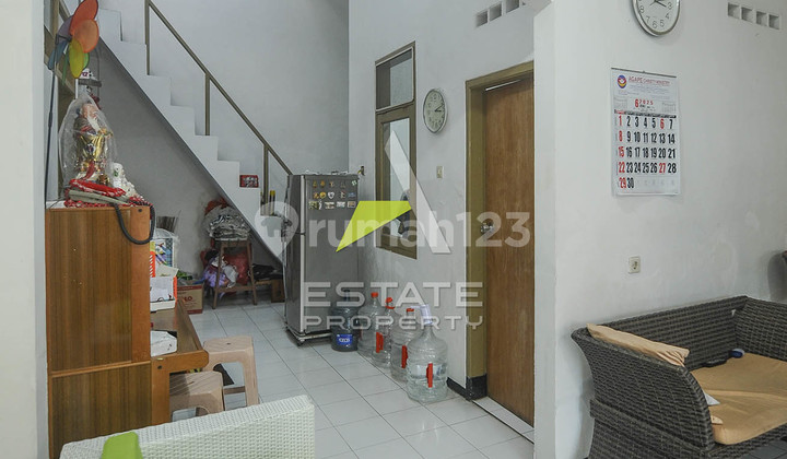 Classic Nuance House in a Strategic & Prestigious Area in Araya Malang 2