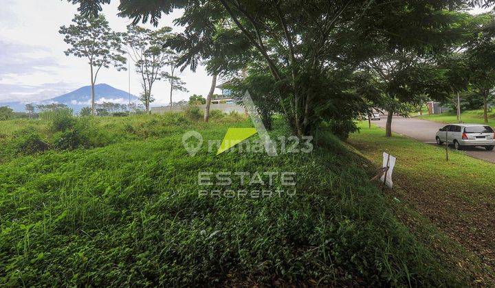 Kavling Exclusive View Panjang Lapangan Golf Dan Pegunungan 2