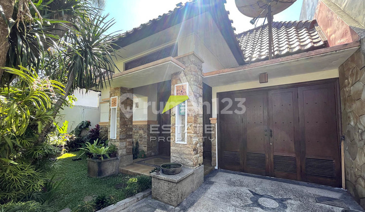 Rumah Klasik di kawasan Eksklusif Kota Araya Malang 2