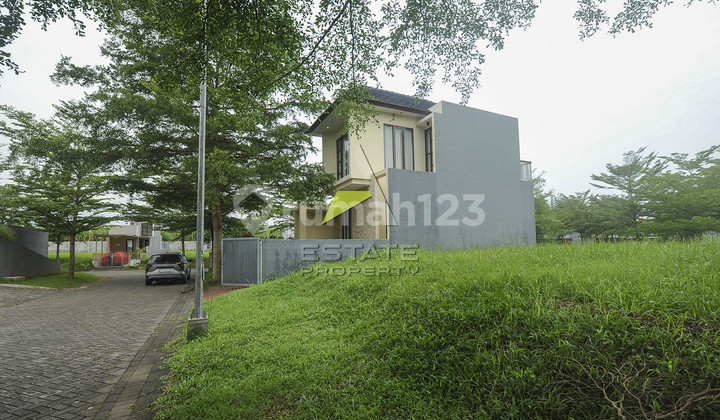 Exclusive Land is located in the Idaman Araya area.