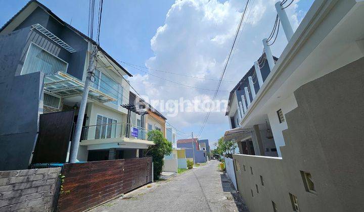 SEMI VILLA HOUSE WITH 4 BEDROOM LOKASI GN SALAK 1