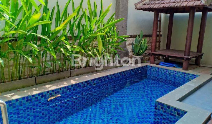 Villa modern 2 lantai di Kerobokan 1