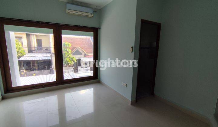 Empty 2-storey house in Renon, one gate 2