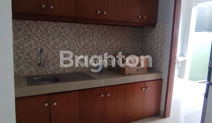 Rumah 2 lantai full furnished dekat Kampus Warmadewa 2