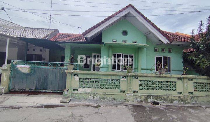 1-storey house in Gunung Sari, Pemogan 1