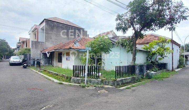 Rumah Lama Tanah 189 Bisa Dijadikan 2 Rumah Lokasi  Metro 2