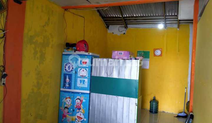 ruang keluarga rumah over kredit di griya