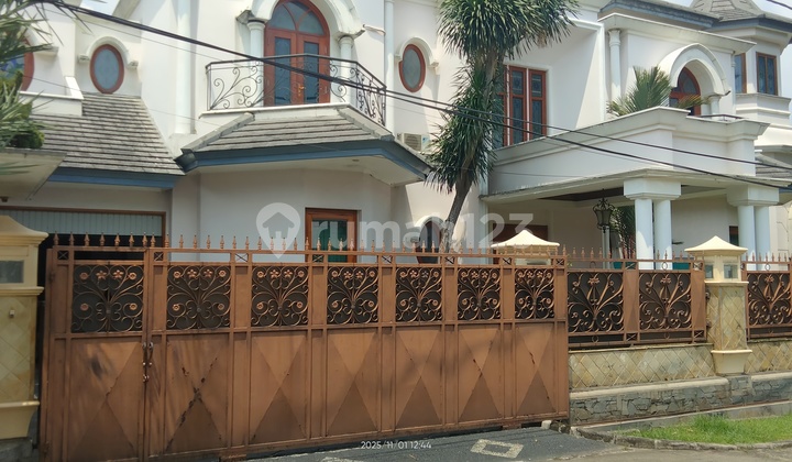 Harga Spesial Dibawah Pasaran Rumah Luxury Hook 2 Lantai Di Jl. Cinere Estate Blok A, Cinere, Depok. 2