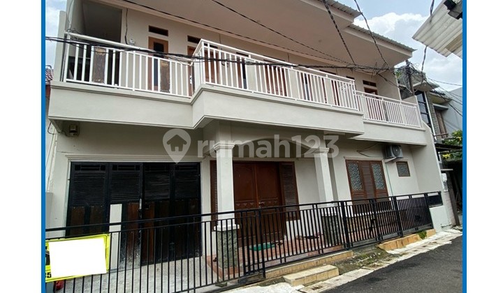 Rumah 2 Lantai SHM Plus 4 Pintu Kontrakan di Jati Makmur, Pondok Gede, Bekasi. 1