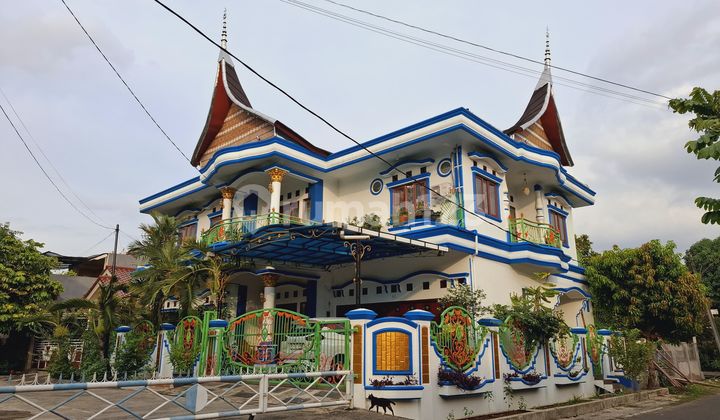 Quick Sale Special Price Classic 2-Story House with SHM on Jl. Lumbu Permai, Rawalumbu, Bekasi. 2