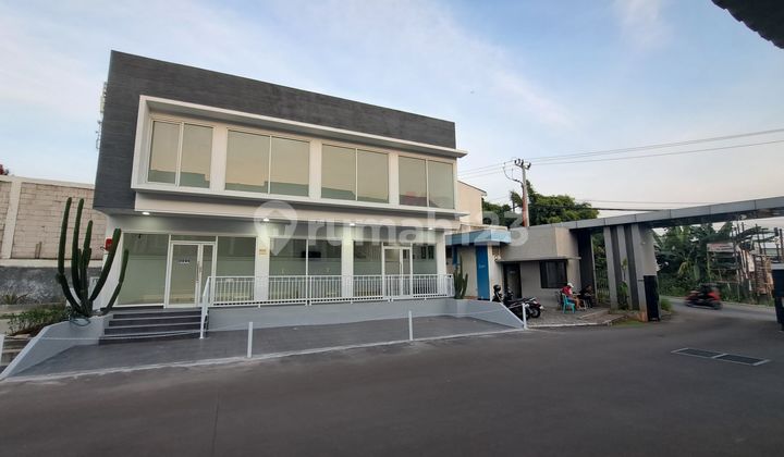 Special Price for a 2-Story Shop House Fully Renovated in Anabuki Residence Shop House Complex, Bojong Kulur, Gunung Putri, Bogor. 2