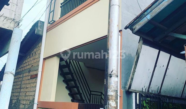 Special Price for a 2-Story, 6-Bedroom House on Jl. Hidup Baru, Gandaria Utara, Kebayoran Baru, South Jakarta. 2