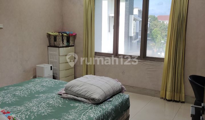 Rumah Mewah 2 Lantai Shm Di Raffles Hills Housing Estate Cibubur 2