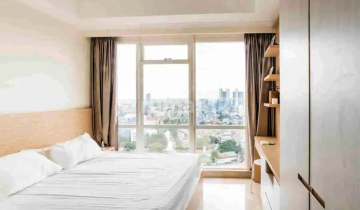 Special Price 1 Unit Menteng Park Apartment 2 Bedrooms on Jl. Cikini Raya, Menteng, Central Jakarta. 2