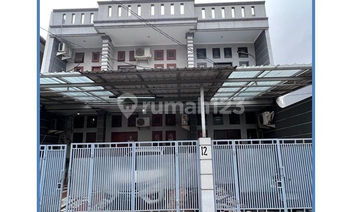 Harga Spesial Rumah Tinggal dan Kamar Kost 14 Pintu di Pejompongan, Bendungan Hilir, Jakarta Pusat. Harga Spesial Rumah Tinggal dan Kamar Kost 14 Pintu di Pejompongan, Bendungan Hilir, Jakarta Pusat.