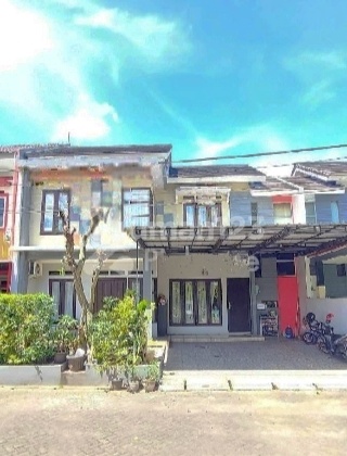 Jual Cepat Rumah 2 Lantai SHM Semi Furnished di Perumahan Dukuh Zamrud, Mustikajaya, Bekasi. 2